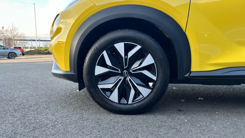 Nissan Juke 1.0 DiG-T Acenta Premium 5dr Petrol Hatchback